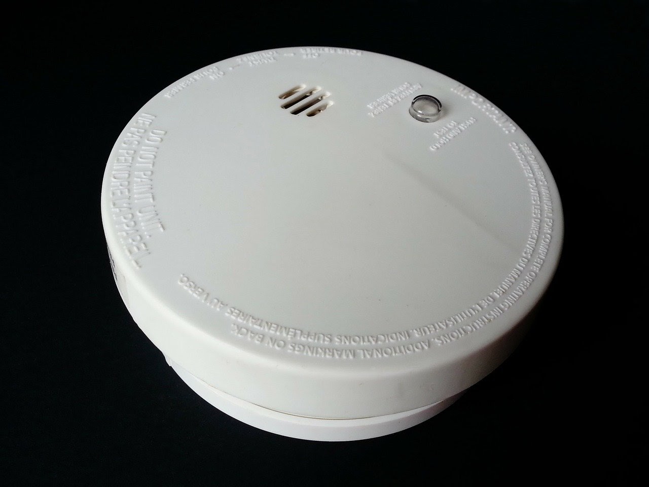 https://hagenhomes.com/wp-content/uploads/2021/08/Smoke-CO2-Detector.jpg